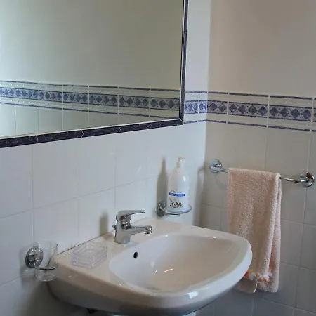 With Salt Water And Heated Pool And Jacuzzi Near The Sea Sant'Omero